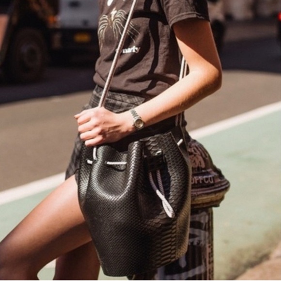 Melissa Bag faux Black Snakeskin Bucket + Baja East Drawstring - Picture 12 of 15